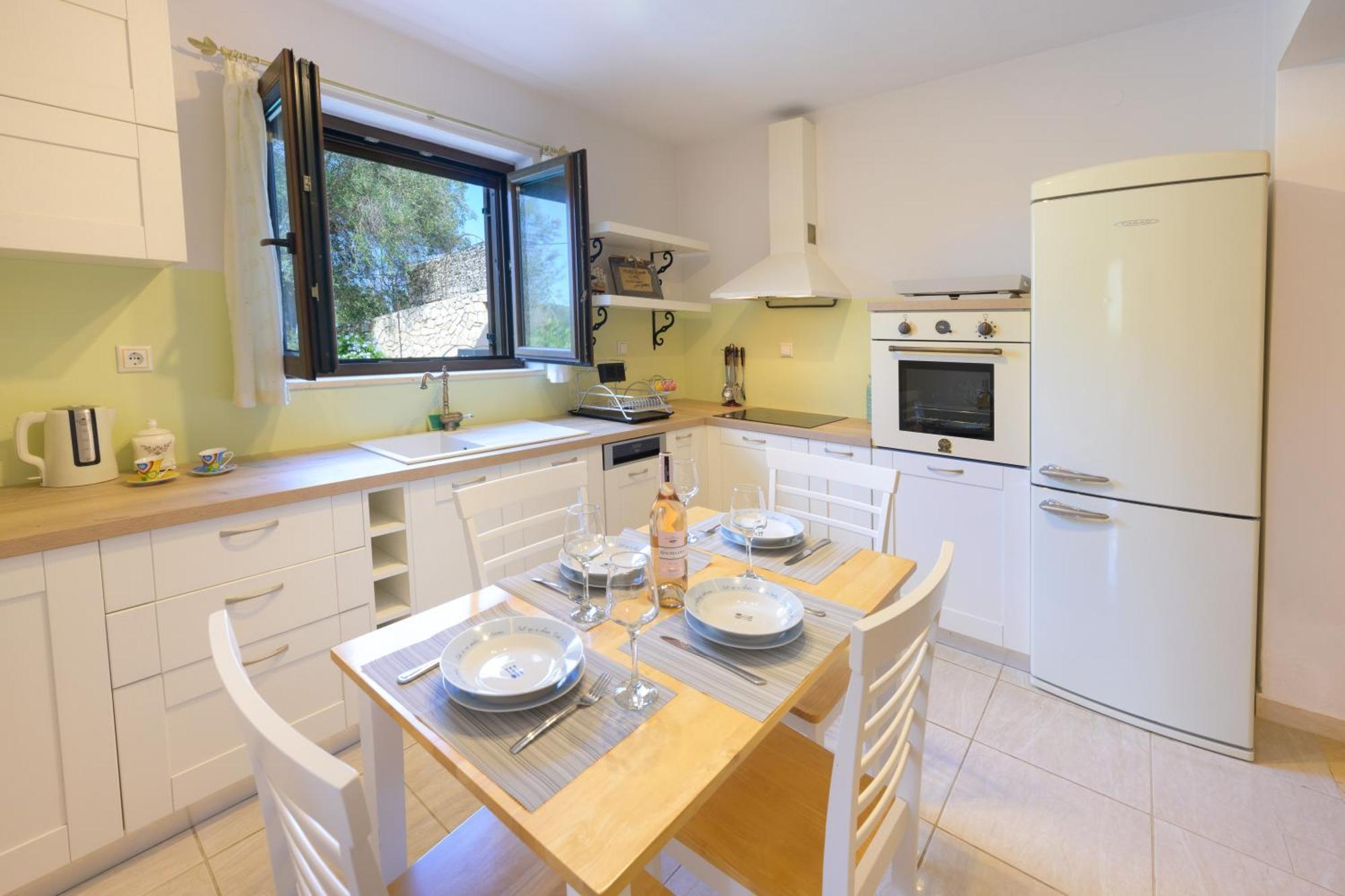 Villa Bougarini Haven Family Villa Rock Pool Oasis Ieromonachos المظهر الخارجي الصورة